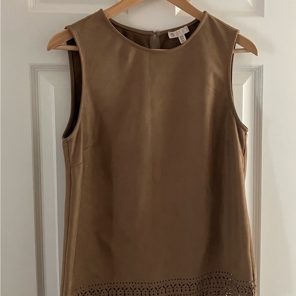 Rose & Olive Tan Sleeveless Tank Top